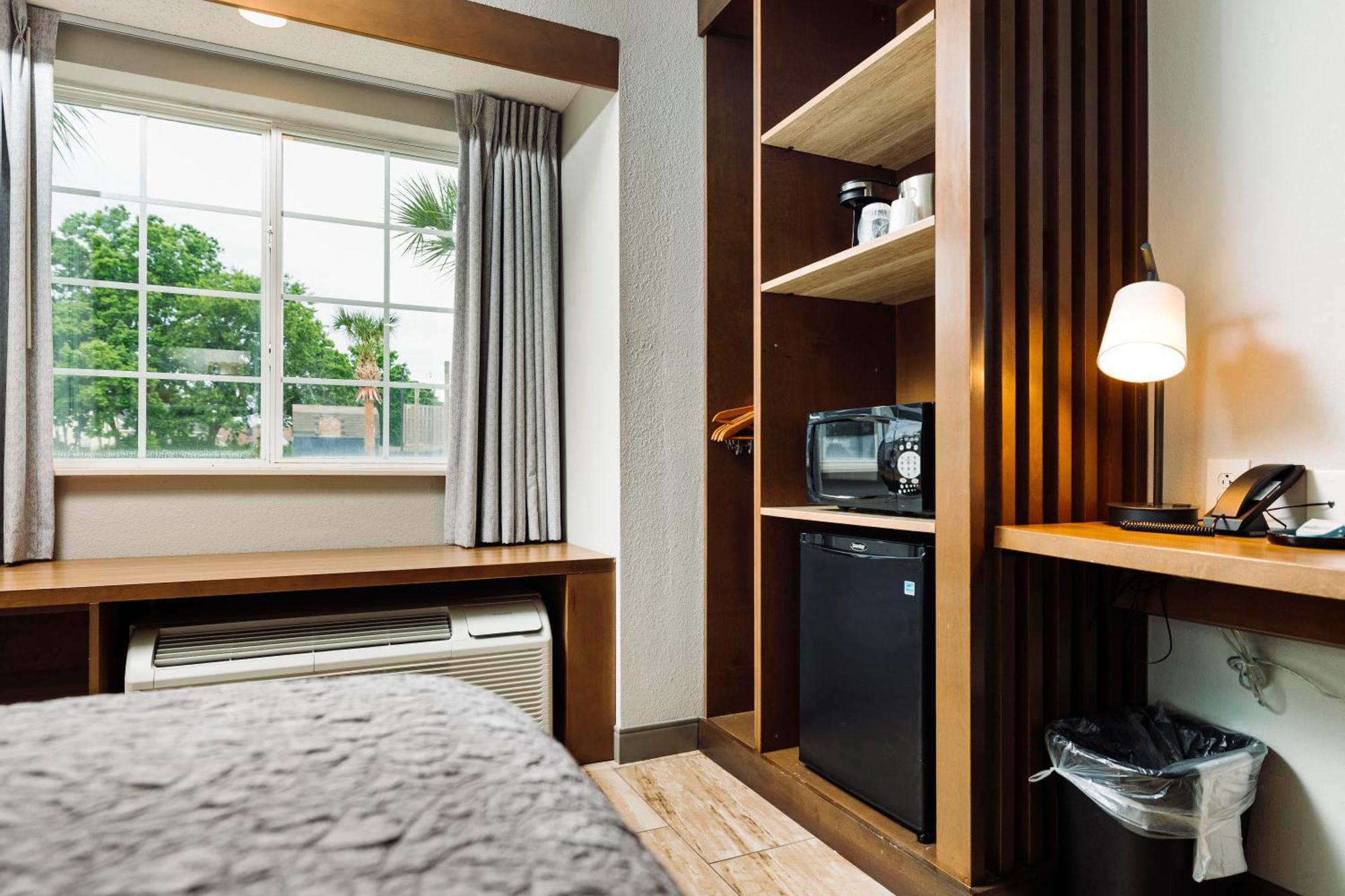 The Windstar Hotel - Каролина-бич Экстерьер фото